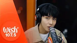 justin performs 