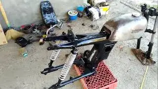 Honda cd70 Cafe racer (part1)