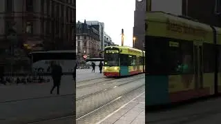 OUR 3‑Minute Frankfurt Business District Tour: Trains, the Old ECB & the Opera😱  | 4K City Tour!