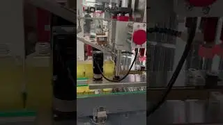 edible oil bottle cap sealing machine with feeding solutions #cappingmachine #factory #foryou