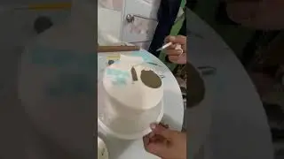 simple birthdaycake design.