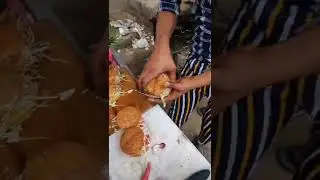20 rupees burger in Barasat | #burger #Cheapestburger #bongopetuk #shorts #streetfood