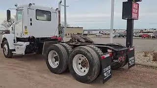 2016 FREIGHTLINER 122SD For Sale