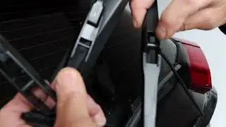 Как заменить задний дворник на Toyota CHR и RAV4