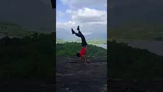 Karate Dominic&rsquo;s Epic Hand Walk on Rocky Mountain! 🥋🌄 #KarateShots