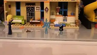 ❄️ LEGO Stop Motion &ndash; Elsa Creates Olaf!
