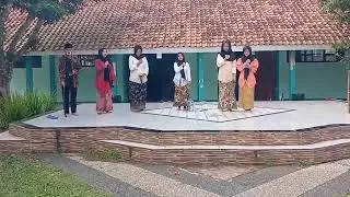 PART 1: MUSIKALISASI PUISI TUGAS BAHASA INDONESIA KELOMPOK 3 XI MPLB 3