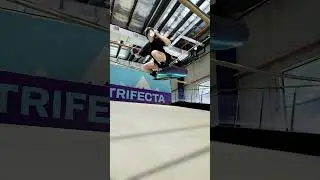 Ollies but make it look suspiciously easy 👀 Clean pop, calm float, way too much airtime