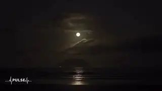3 Hours of Moon Night Ambience 🌙 Calm Ocean Sounds for Sleep l Relaxing music 