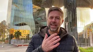 ¿Qué edad tendríamos si no supiéramos la edad que tenemos? | Joan Clotet | TEDxEixample