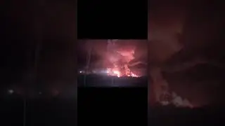 Trump 'INVADES' Venezuela; US Air Force Attacks Army Bases In Caracas S Maduro Next ? #shorts #news