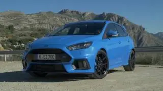 Ford Focus RS Exterior Design in the Mountain | AutoMotoTV
