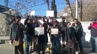 Health dpt employees  protest against nepotism in appointments(9)