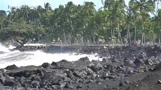 High surf forces closure of Hawaii Island beach parks, highway