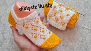 Бесшовные пинетки с помпонами из двух спиц ✅️ #бесшовныепинеткииздвухспиц ✅️ Простая модель пинет...