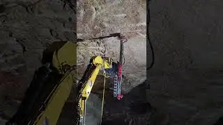 TR-EX 1500 Shoring Attachment on CAT 330 Excavator