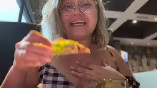 Charlys Mom | Dinner Vlog Stuft Pizza