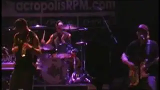 LOW LIFE MUSIC (J-King, Brodii Split, DJ Souless) win skinnie magazine battle for warped tour 2009
