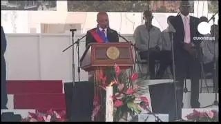 Haïti : Michel Martelly prête serment en tant que...