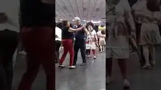 L-GONZAGA  NO CANTO DO SAL&Atilde;O.