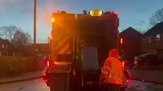Dennis Elite + Refuse Truck on Recycling, WDU 