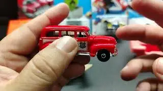 Matchbox Moving Parts Suburban - Vale la pena?