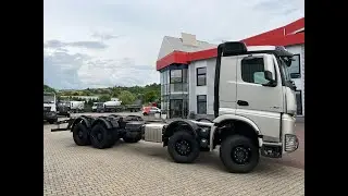 DAIMLER-BENZ Arocs 4163/8x4, Multimedia Cockpit