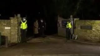 UK PM leads national clapping for Captain Tom