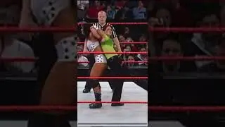 Victoria vs Lita - Women's Title Match #wwe