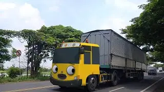 TRUK KONTAINER PANJANG , TRUK TRAILER, TRUK GANDENG, TRUK KONTAINER MIRIP LANI TEMAN TAYO