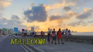 Atardecer en el Malecón de La Habana  desde Prado hasta el 1830