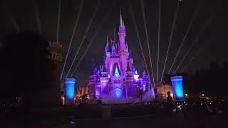ディズニーランド　Reach for the Stars(リーチフォーザスターズ)