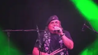 Tony Cicco in Concerto siamo tutti figli di Battisti tour 2019