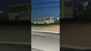 Выезд с заправки.ЛиАЗ 5256.53.Омск. 18.04.2023