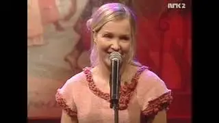 Aud I. Heidås - Regnbågåbrua (Vidar Sandbeck)