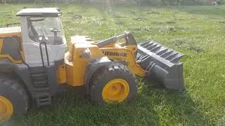 Loading Grass with many RC Machines | RC Huina 580 / 583  Tamyia Arocs  Bruder Fendt  Carson dumper