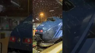 Train station and snow in Stavanger central station #norway 🇳🇴