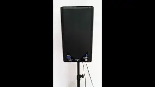 QSC K12.2 Dance Live & Default setting comparison