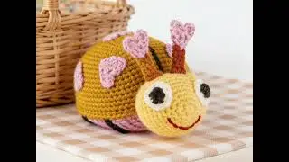 Lady Love bug Crochet Pattern | Confident Beginner Amigurumi Toy，It&rsquo;s in my profile 