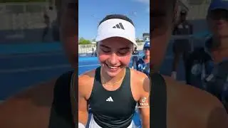 Iva Jovic Shares a Sweet Moment with Fans 🎾 | Rising Tennis Star #Shorts
