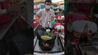 Шеф-повар LA готовит жареный рис с яйцом #cambodianfoodtour #streetfoodrecipes #streetfood #stree...
