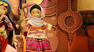 Wheelchair dolls in &ldquo;it&rsquo;s a small world&rdquo; at Disneyland Paris