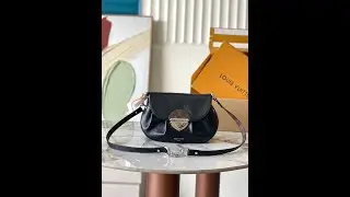 Women&rsquo;s Shoulder Bag &ndash; Pochette Metis Bag &ndash; 27 &times; 18 &times; 3 cm