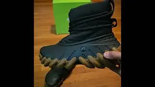 New CROCS  Echo Boots