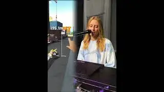 &raquo;Ich mag dich&laquo; beim Soundcheck 💜 5 Minuten vor Einlass 🥰 #lea #ichmagdich #onstage #dating #makeup