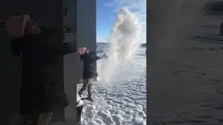 Hot water in Freezing weather calgary @CanadaTamilachi#calgary #canada