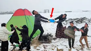 The evidence of the machine and the force that made Amir disappear