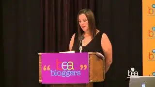 BEA 2012 -  Jennifer Weiner Keynote BEA Bloggers