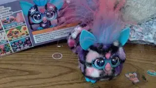 Opening dj furby furblet dis-co-Dazz