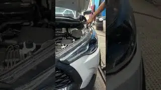 N&acirc;ng cấp đ&egrave;n bi laser Omega cho Toyota Cross G